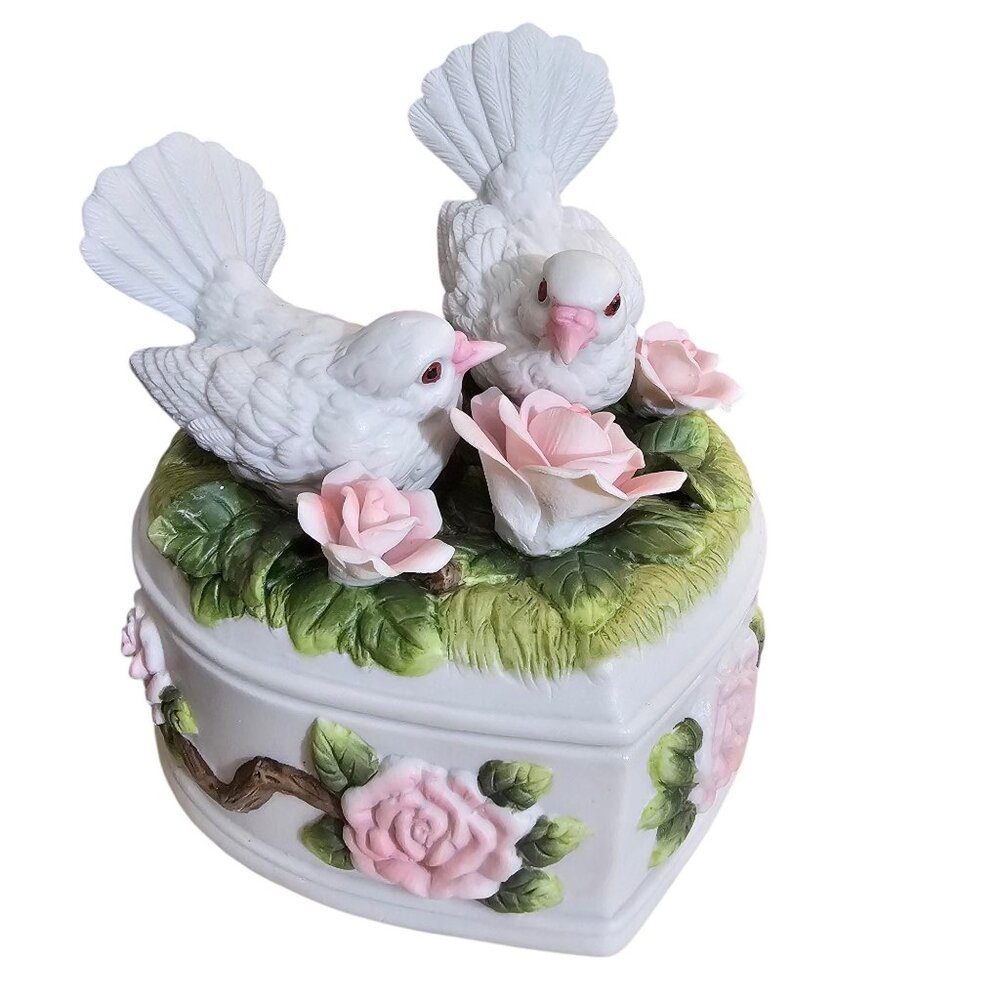 Love Doves Heart Box Connoisseur Collection Bernini Design Vintage